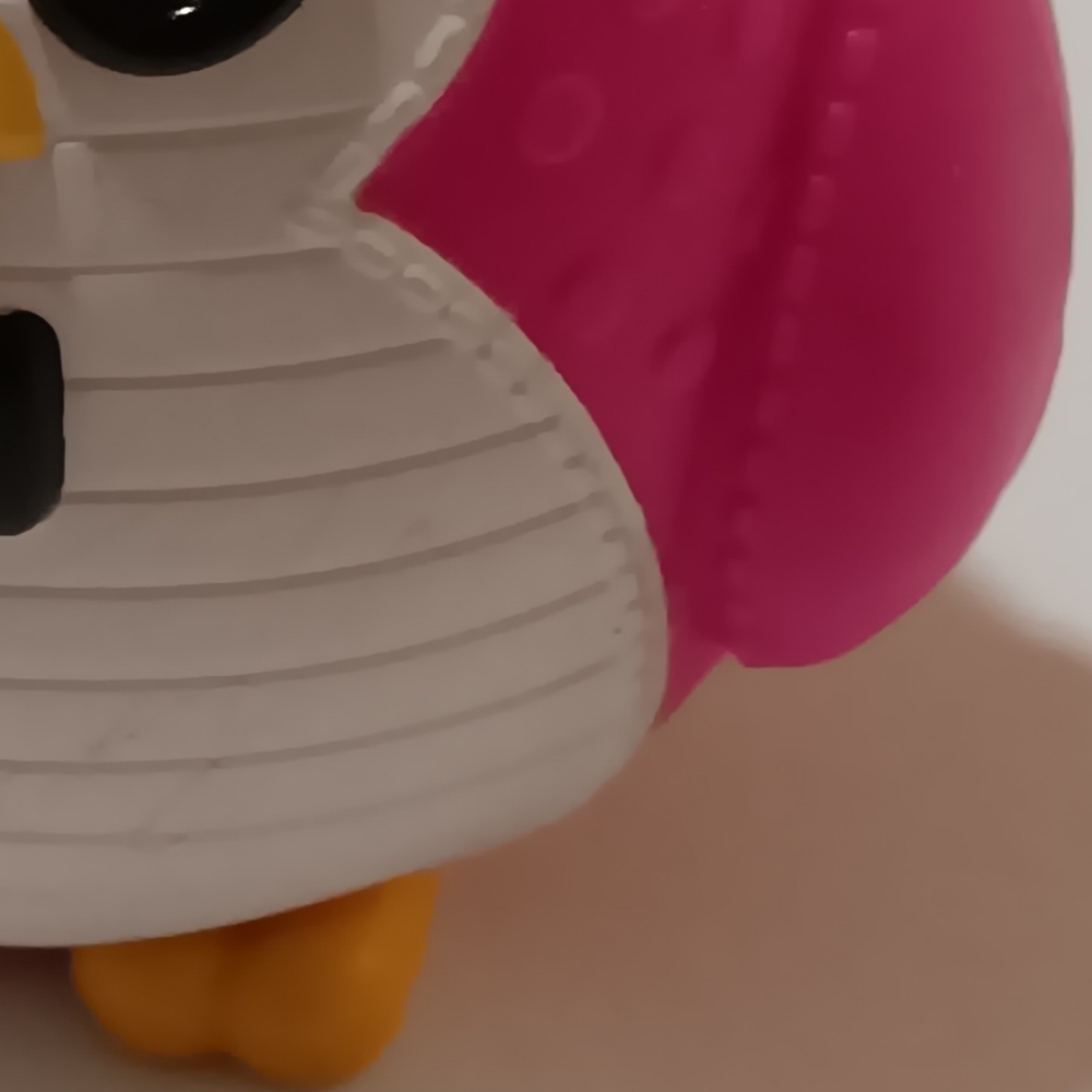 La La Loopsy Penguin - Picture 3 of 3